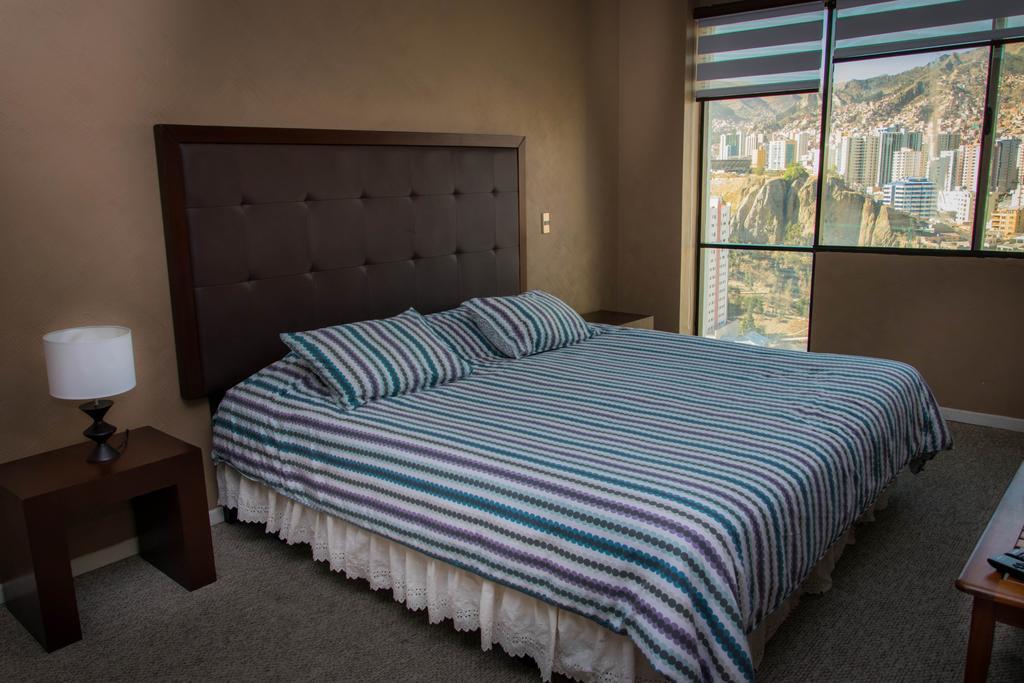 Departamento 6 De Agosto Apartment ลาปาซ ภายนอก รูปภาพ