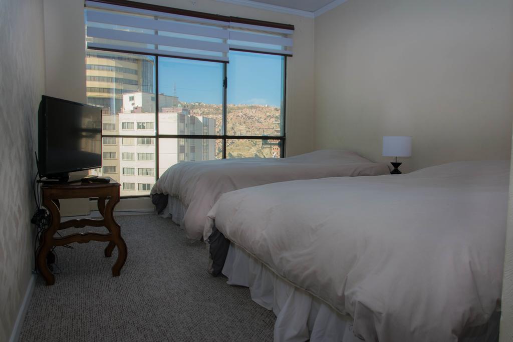 Departamento 6 De Agosto Apartment ลาปาซ ภายนอก รูปภาพ